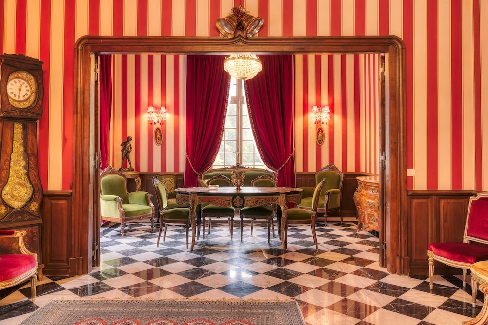 ロビー応接スペース