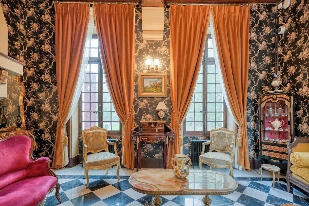 ロビー応接スペース