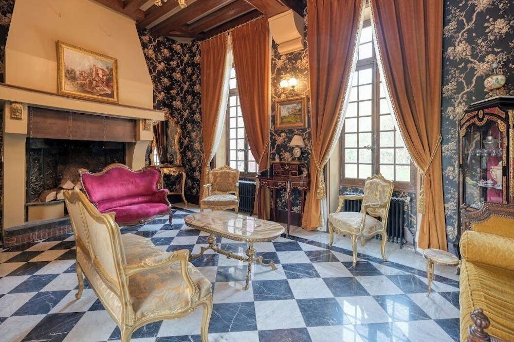 ロビー応接スペース