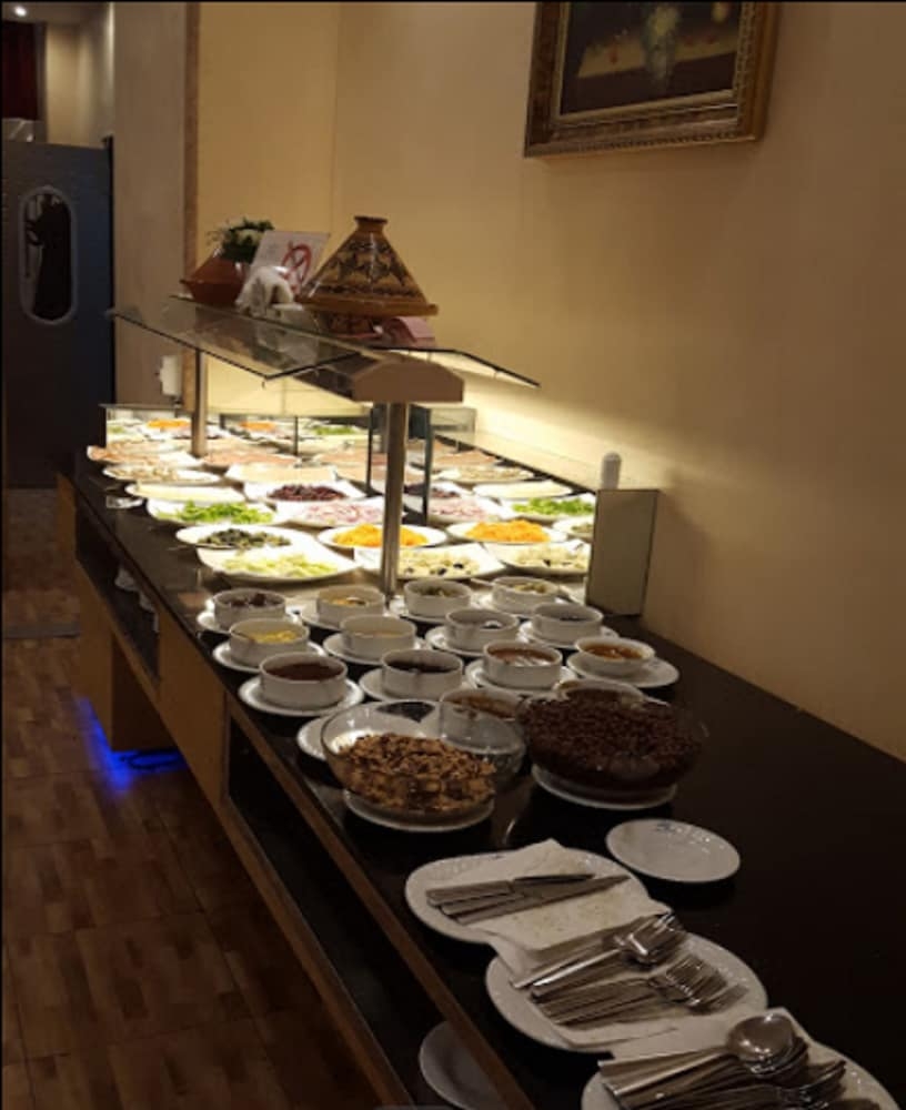 朝食ビュッフェ