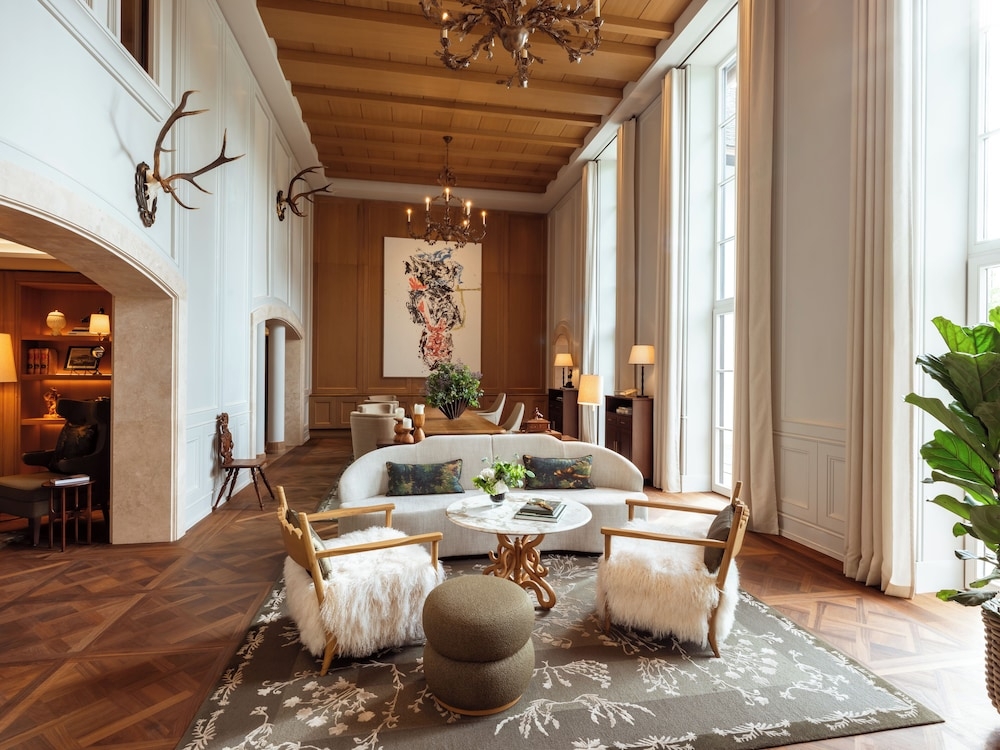 ローズウッド シュロス フュシュル