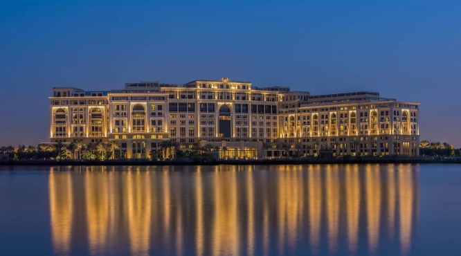 ブランドホテル,ヴェルサーチホテル,ドバイホテル