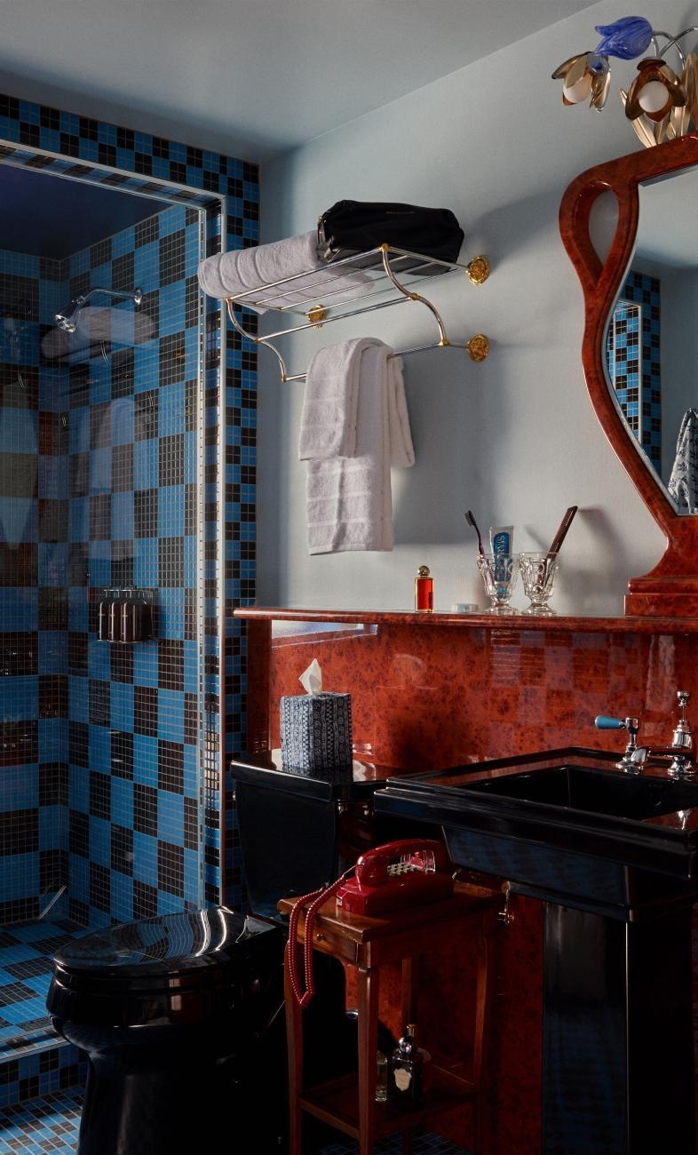 魅力的なホテルのない
街を探して、
「Ash Hotels」