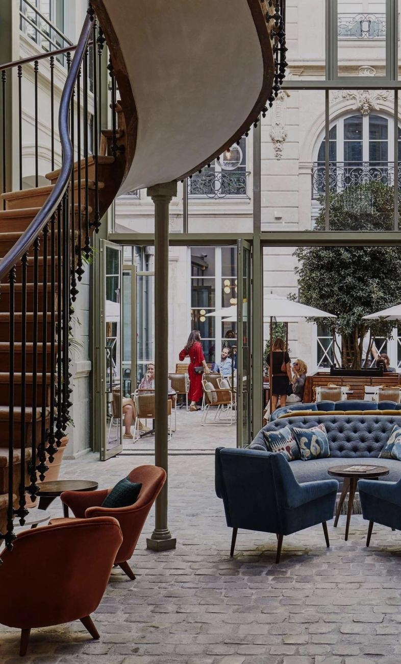 地元に愛される
ライフスタイルホテル、
ザ ホクストン