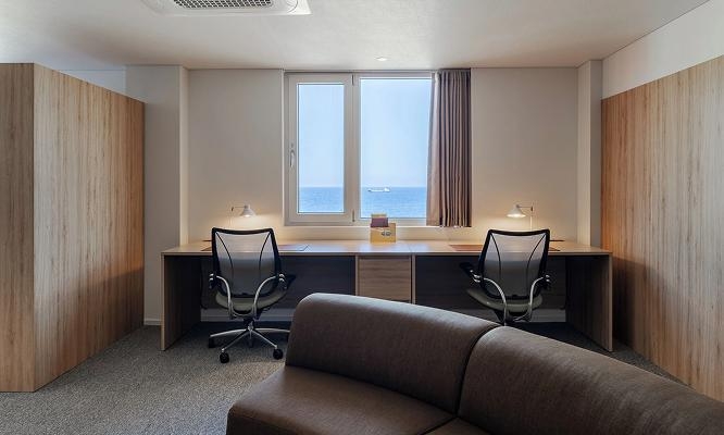 マングローブ 済州シティ,済州ホテル,ワーケーションホテル