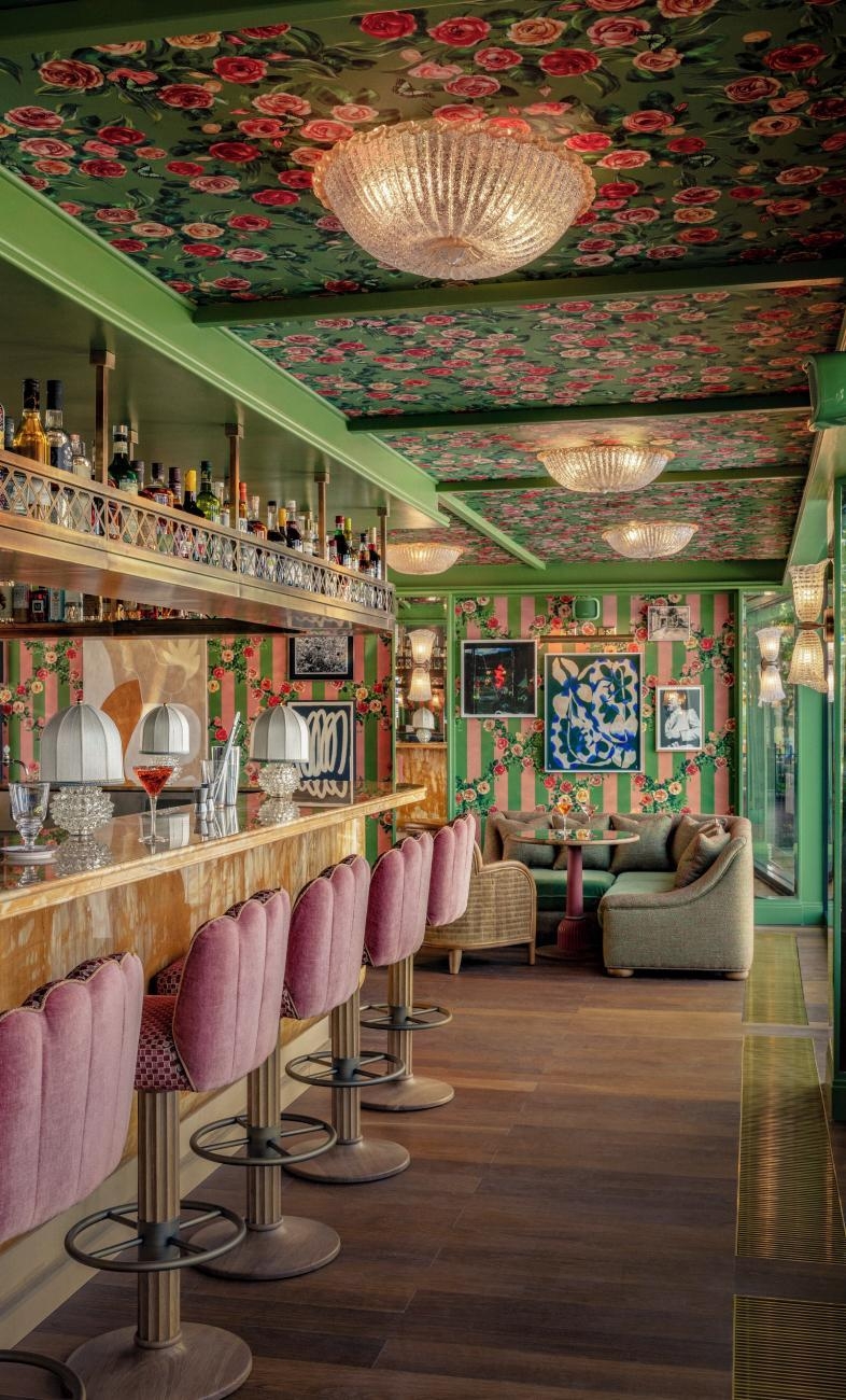 アートを楽しむ旅に
おすすめの
フランス・パリホテル