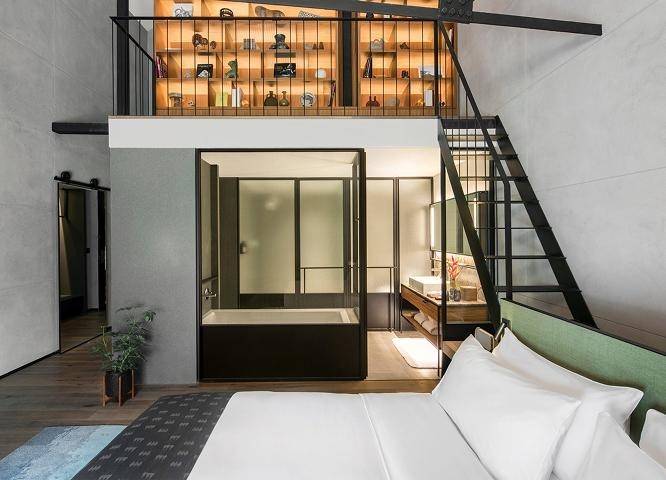 ザ ウェアハウス ホテル