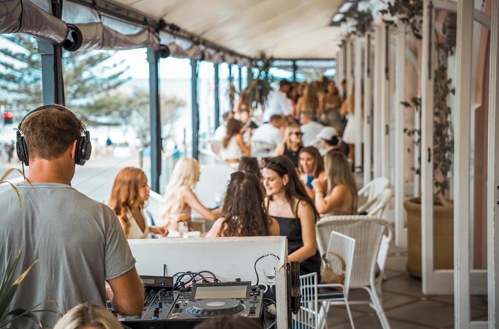 ホテルラベシス、ボンダイビーチ、シドニー旅行、オーストラリア旅行