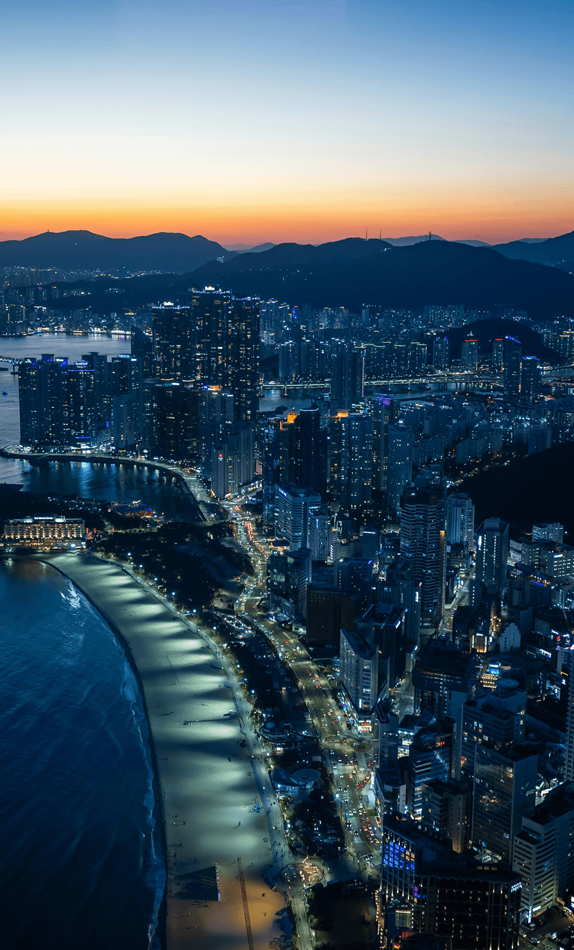 夜に最も輝く街、
釜山で出会う
こだわりの滞在