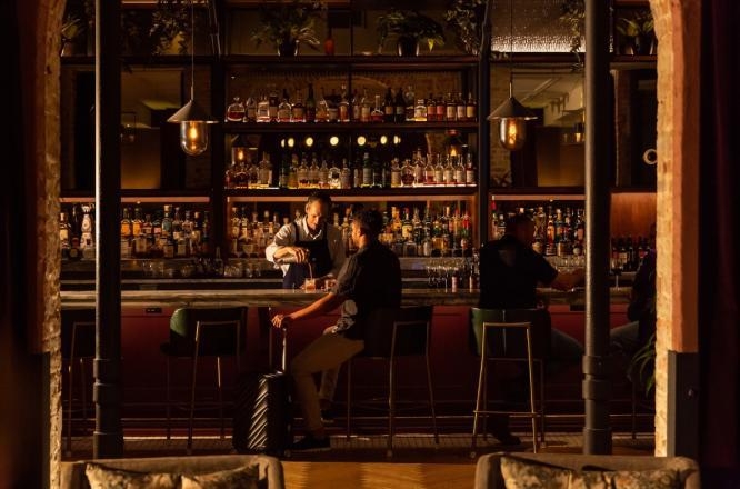 ジ イライザ ジェーン,ニューオーリンズホテル