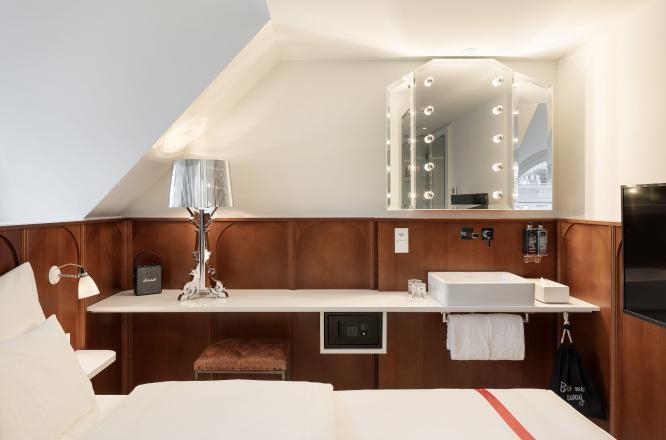 チューリッヒホテル,ルビーミミチューリッヒ