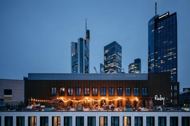 フランクフルトホテル,ルビールイーズホテルフランクフルト