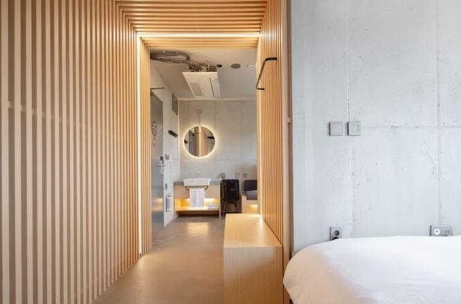 プレイスキャンプチェジュ,済州一人ホテル