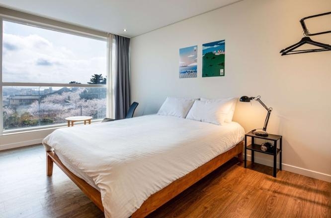 ベッドラジオドゥドゥボン,済州一人ホテル