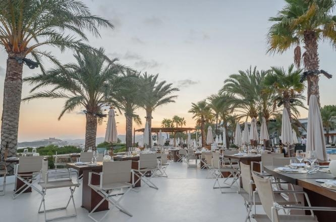 デスティーノ パチャ イビザ