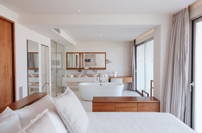 デスティーノ パチャ イビザ