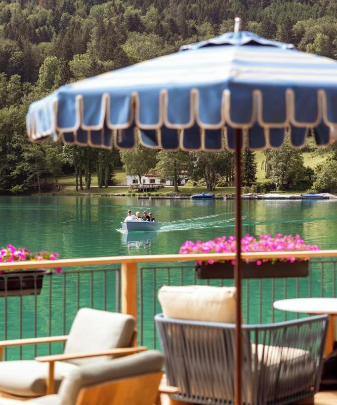 ローズウッド シュロス フュシュル