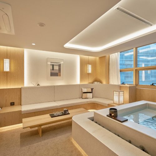 韓国・ソウルㅣUH SUITE The COEX、宣陵駅から徒歩3分のスパホテル