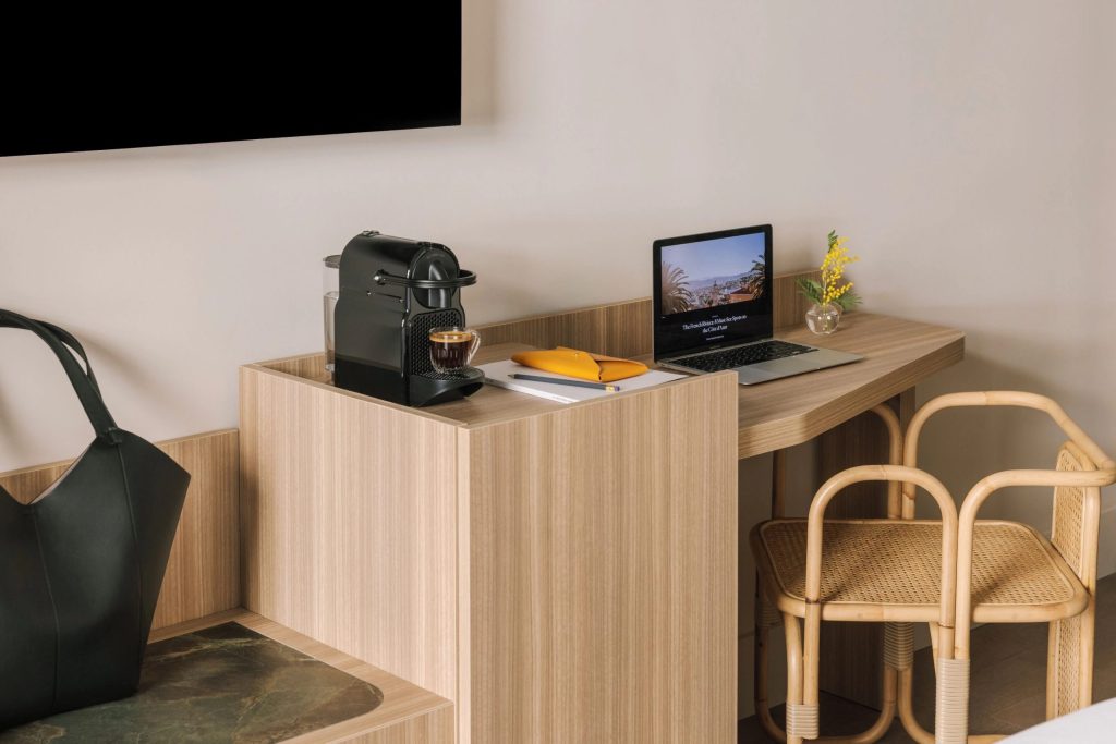 涼しく過ごせる南仏ニースホテル