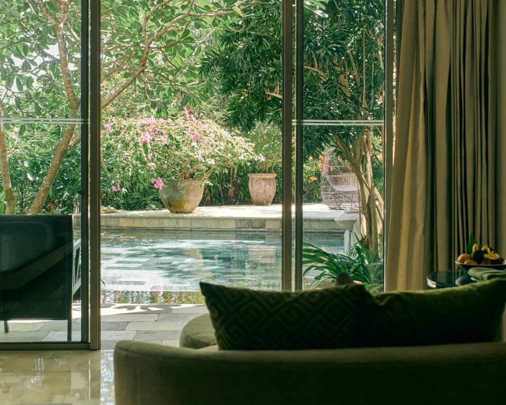 リムバ バイ アヤナ バリ