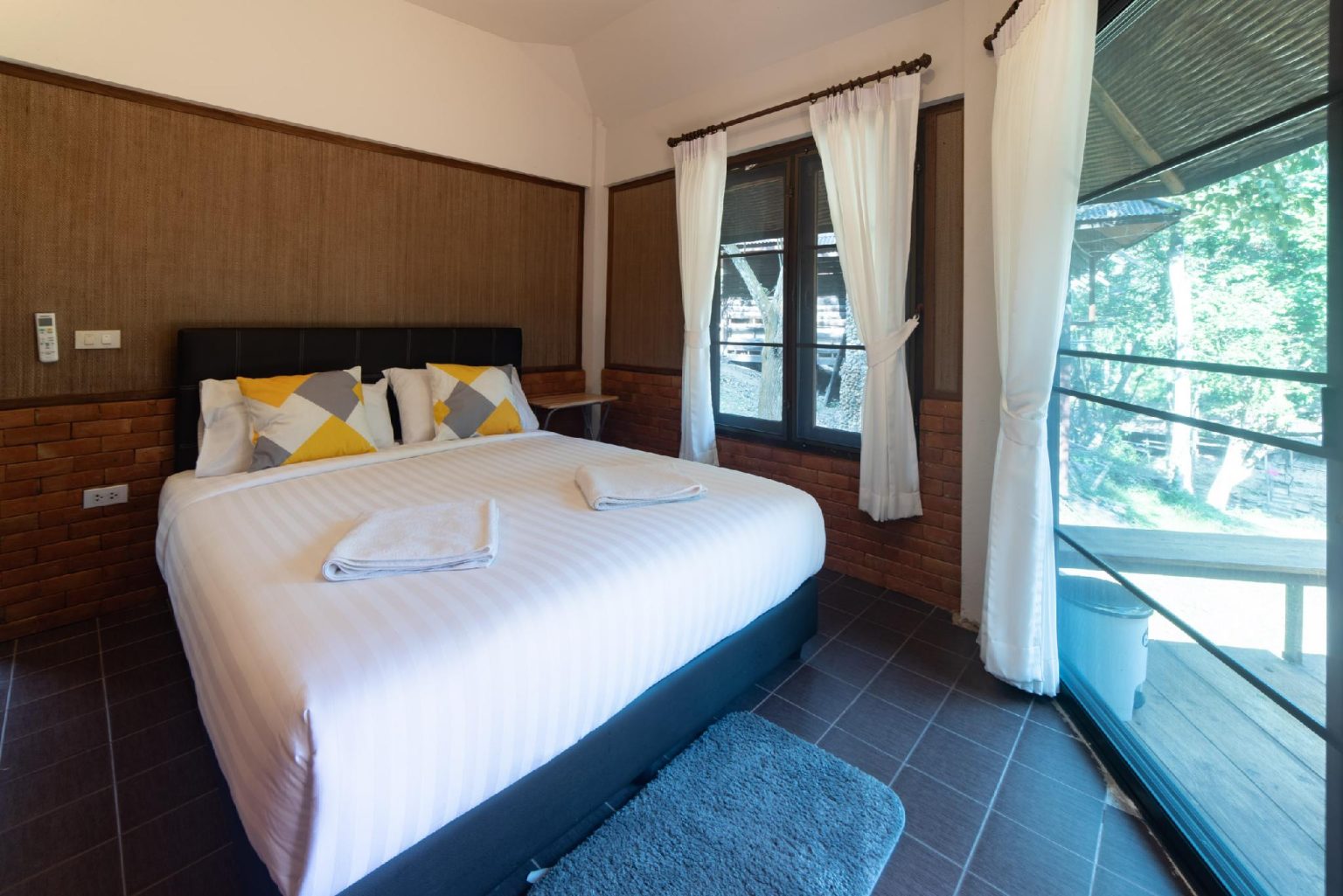 タワン リバーサイド