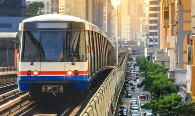 ユー サトーン バンコク