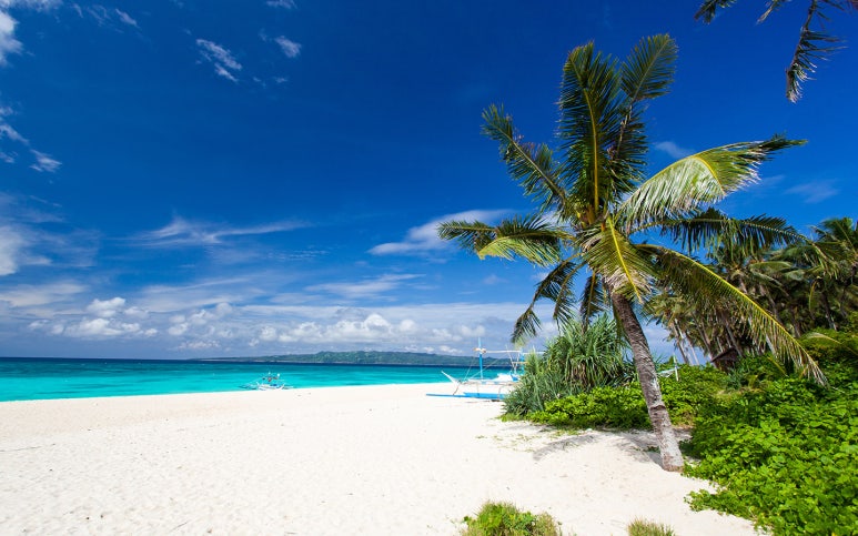 世界三大ビーチに選ばれたボラカイ島のホワイトビーチ