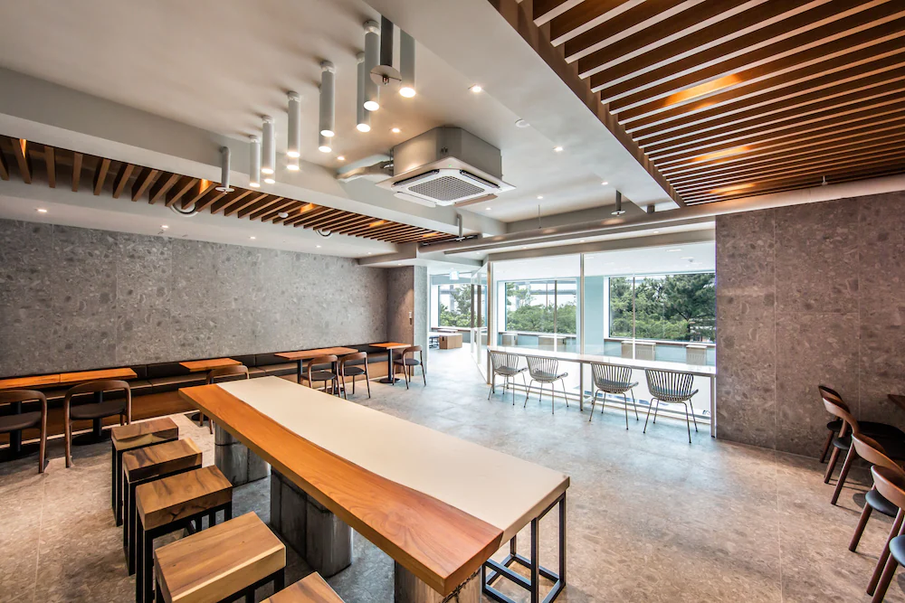 広安里のオーシャンビューホテル