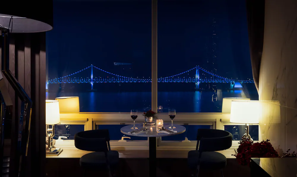 広安里のオーシャンビューホテル