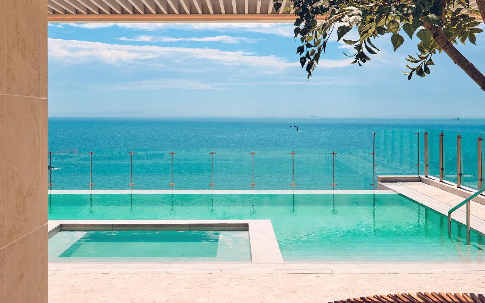 ザ・クーリストホテル｜釜山・松亭のオーシャンビューが楽しめるプール付きホテル