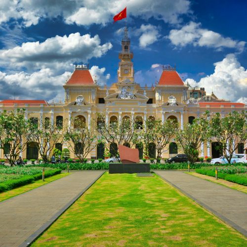 ベトナム・ホーチミン旅行 BEST 5ㅣホーチミン広場、ベンタイン市場で出会う歴史とローカルの街