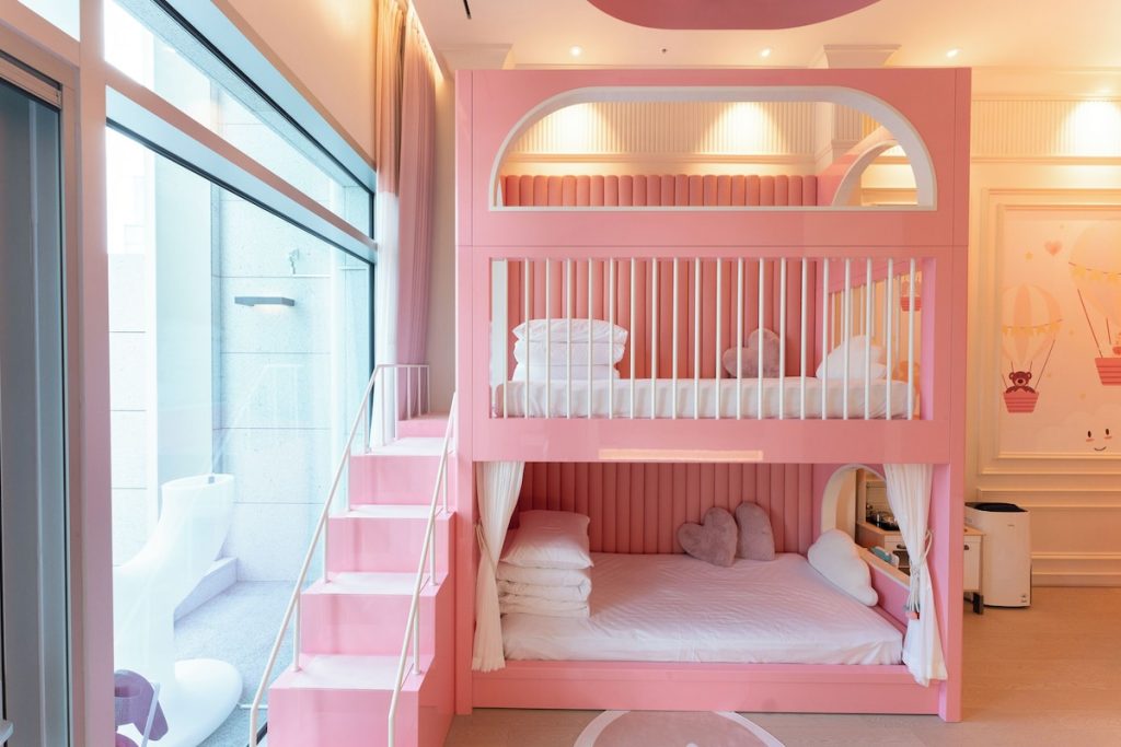 済州島の温水プール付きホテル