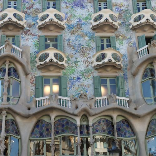 スペイン・バルセロナㅣバルセロナ市内のホテルBEST 4、カサ・ミラ&カサ・バトリョ周辺のおすすめホテル