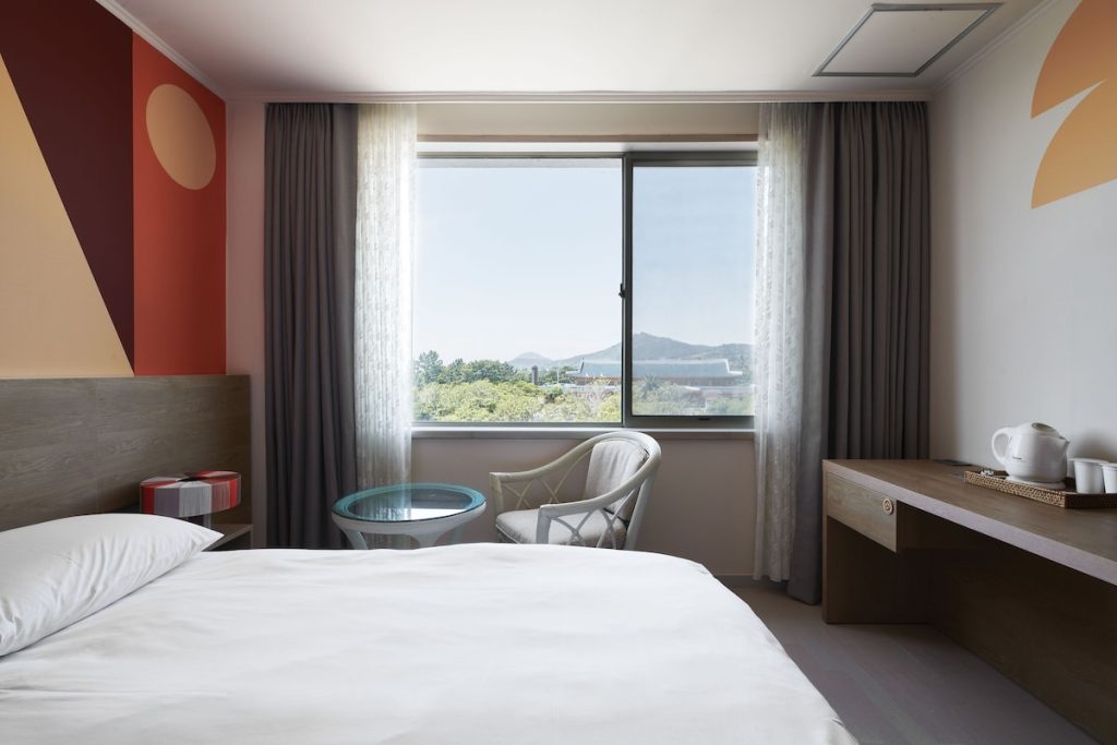 済州島の温水プール付きホテル