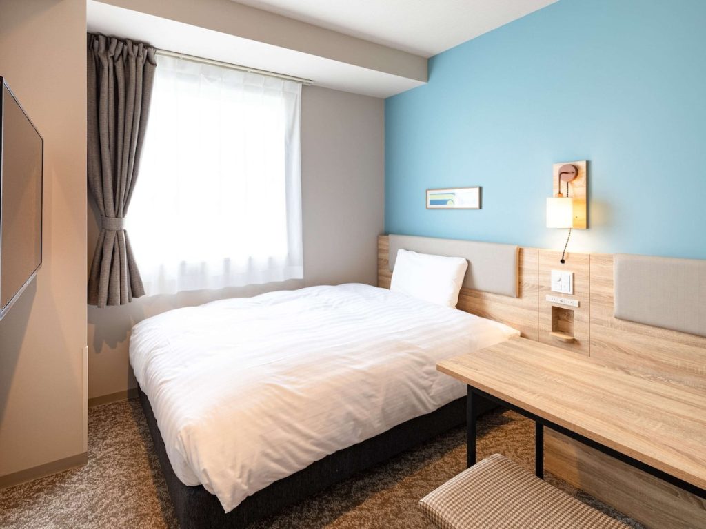 日本の小都市旅行