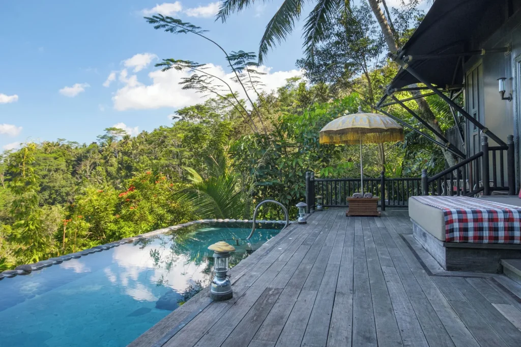 バリ島_バリ島新婚旅行で泊まりたいプール付きヴィラ