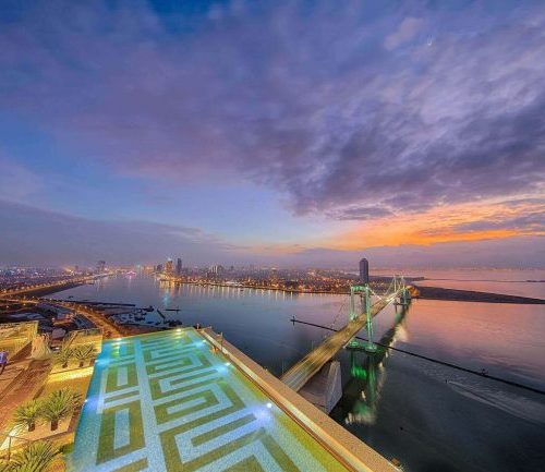 ベトナム・ダナンㅣ24Kゴールドプールを備えたラグジュアリーホテル、ウィンダム・ダナン・ゴールデンベイ