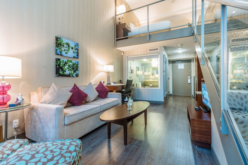 バンクーバー_ダウンタウン・バンクーバーのホテル