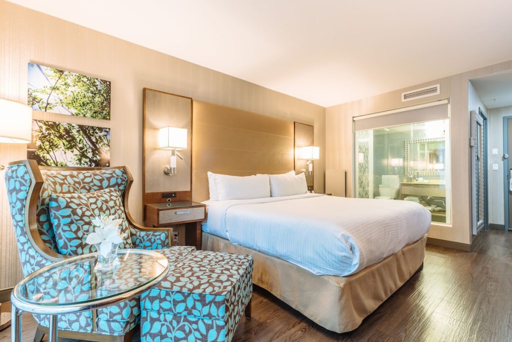 バンクーバー_ダウンタウン・バンクーバーのホテル