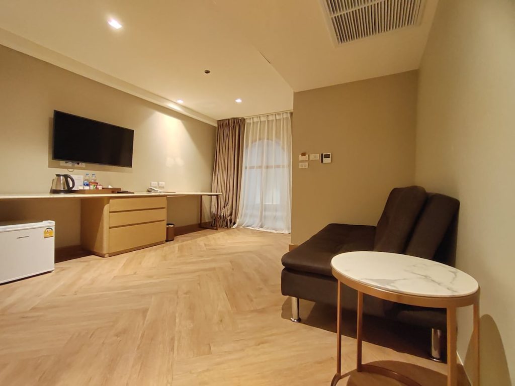 バンコク_アウェイ バンコク リバーサイド ケーネ