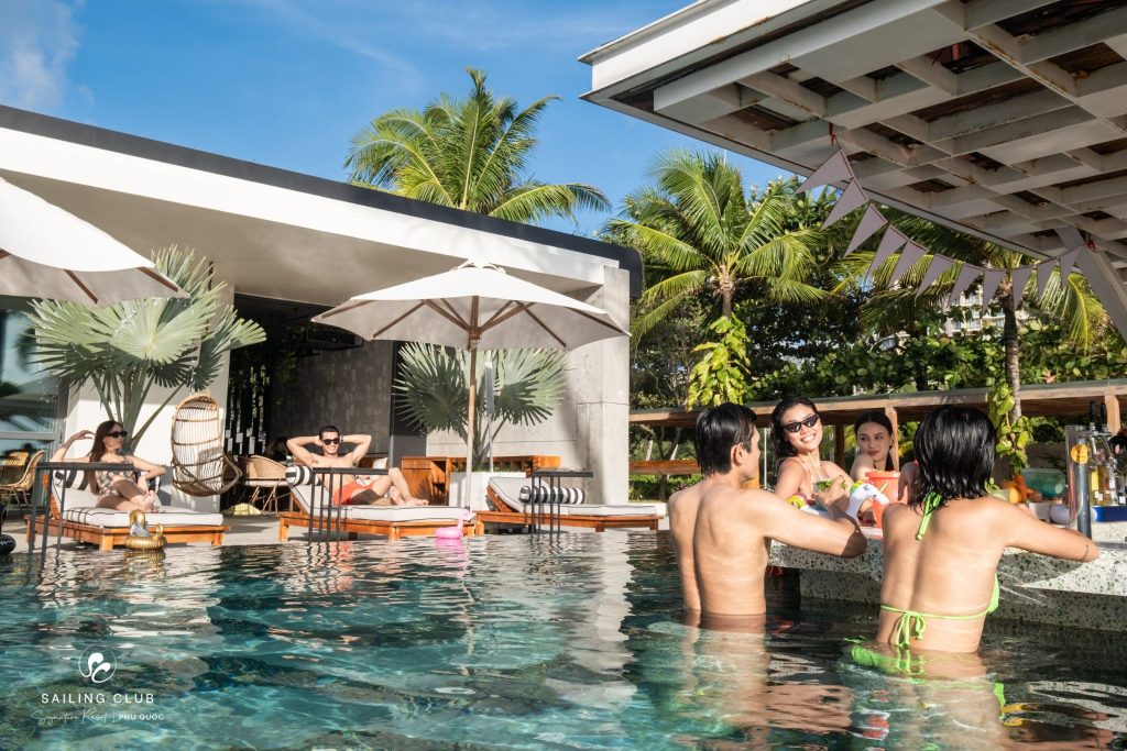 フーコックのプール付きヴィラ