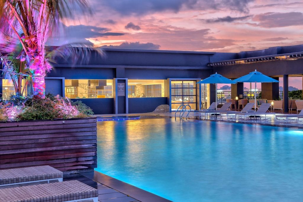 ラグジュアリーなコタキナバルホテル