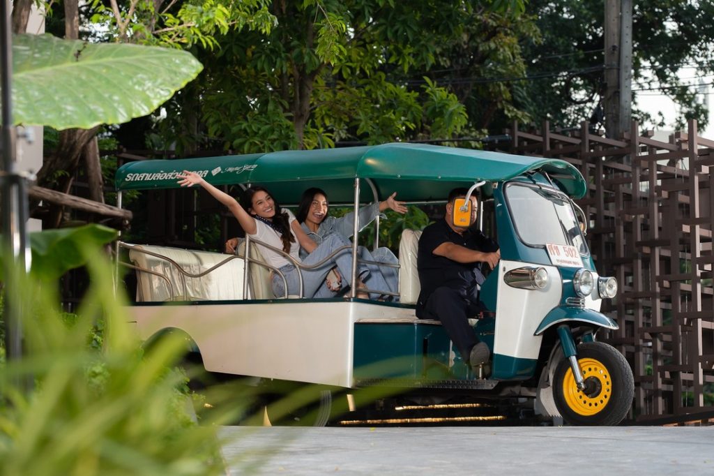 ガルディナ アソーク ホテル & レジデンス