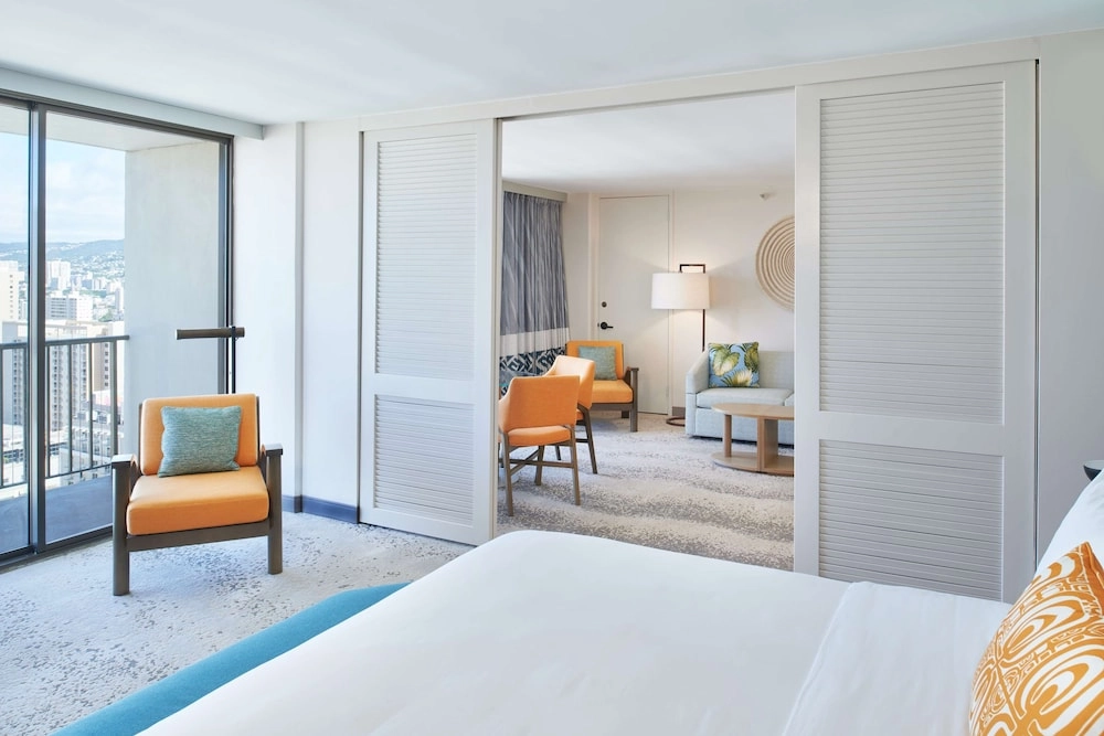 ワイキキ近くのホテル