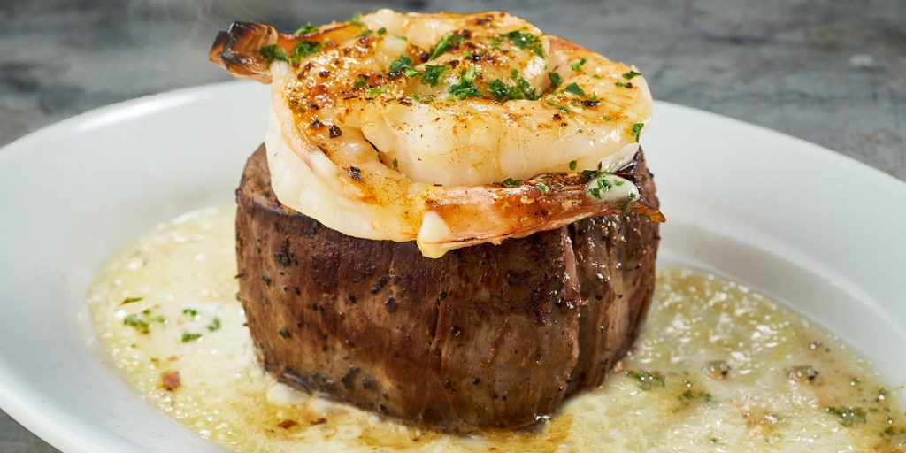 ワイキキ近くのホテル